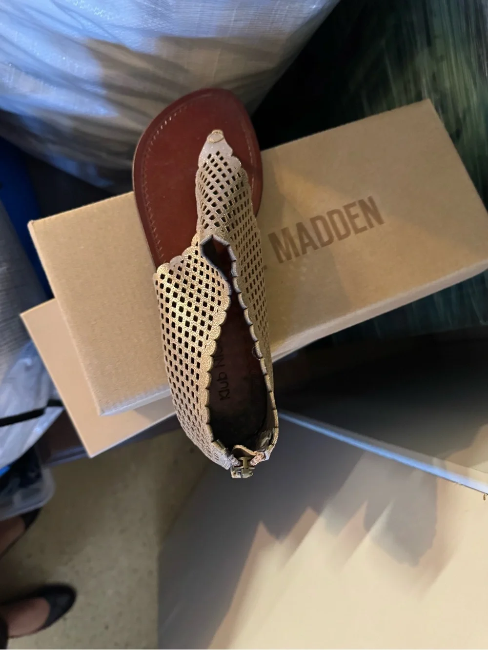 Women’s Beige Crochet Toe-Post Sandal